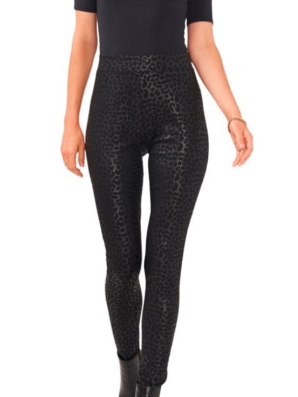 NWT Vince Camuto Lacquer Ponte Matte Cheetah Print
Leggings Sz M